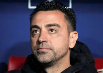 𝐁𝐑𝐄𝐀𝐊𝐈𝐍𝐆: Xavi will 𝐒𝐓𝐀𝐘 as Barça manager next season