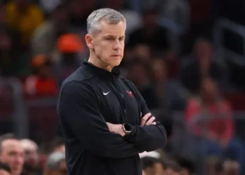 Bulls Face High-Stakes Battle to Keep Star Free Agent DeMar DeRozan