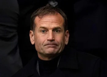 Manchester United faces a potential ‘tapping up’ probe due to an email from Dan Ashworth to Omar Berrada.